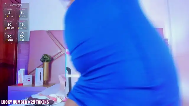 SophieSinclair online show from November 4, 12:42 pm