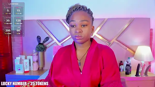 SophieSinclair online show from March 25, 12:48 pm