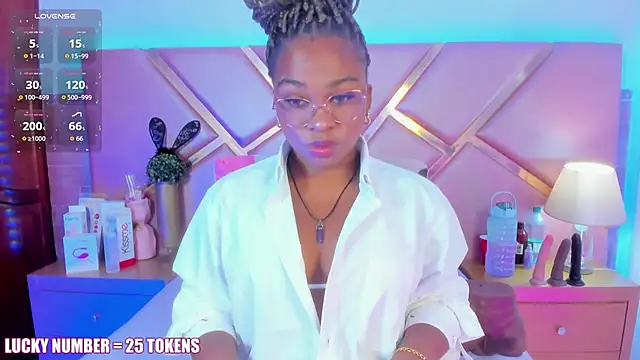 SophieSinclair online show from March 28, 12:50 pm