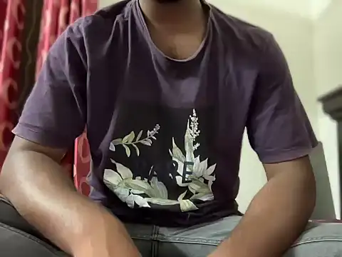 bossyjuicy online show from November 9, 7:18 pm