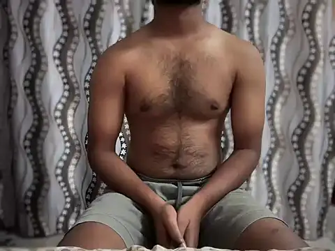 bossyjuicy online show from January 6, 7:45 am