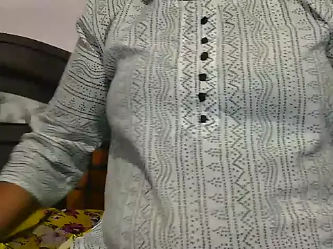 Snapshot of Nisha-telugu chatting on October 10, 1:34 pm Nisha-telugu online show from October 10, 1:34 pm