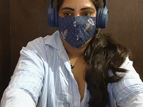 Snapshot of Nisha-telugu chatting on November 2, 6:24 pm Nisha-telugu online show from November 2, 6:24 pm