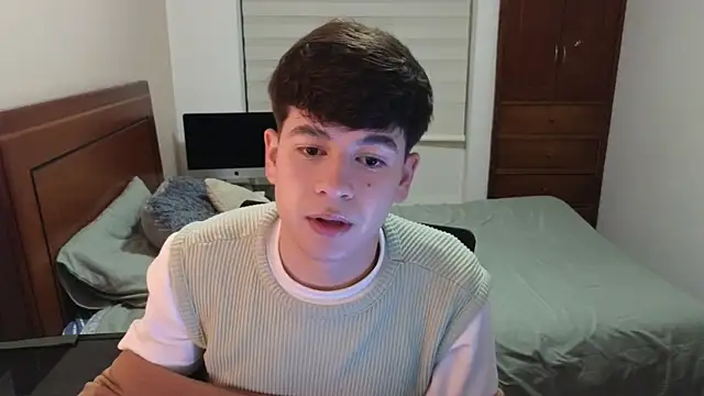 tightncuteass online show from October 21, 1:05 am