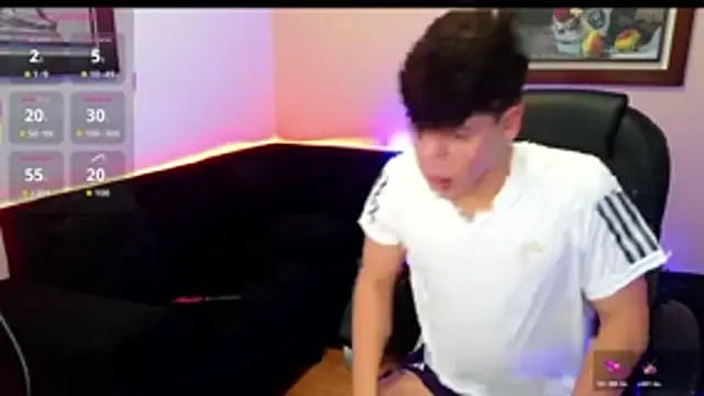 tightncuteass online show from November 6, 9:52 pm