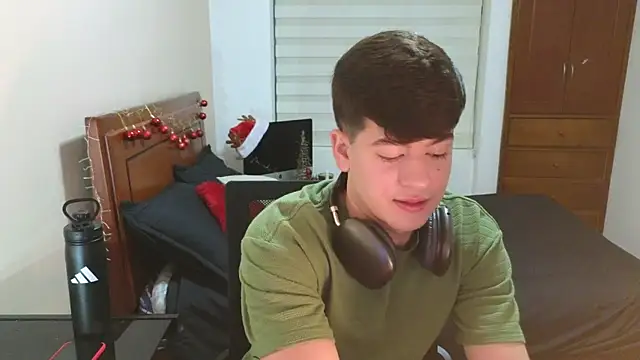 tightncuteass online show from November 24, 12:43 am