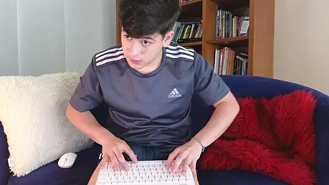 tightncuteass online show from March 21, 8:24 pm