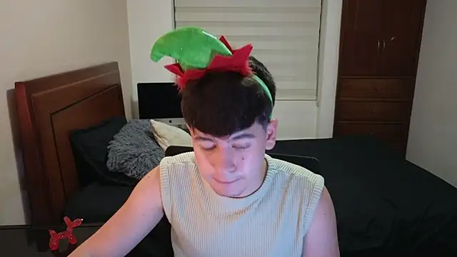 tightncuteass online show from November 4, 12:36 am