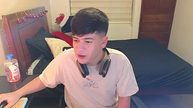 tightncuteass online show from November 14, 11:52 pm