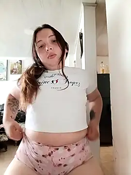 Snapshot of Lunna_azul chatting on October 18, 2:41 pm Lunna azul online show from October 18, 2:41 pm