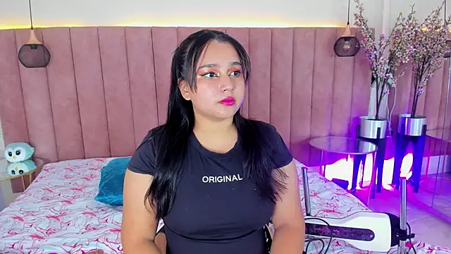 IvannaaVega online show from October 12, 4:58 am