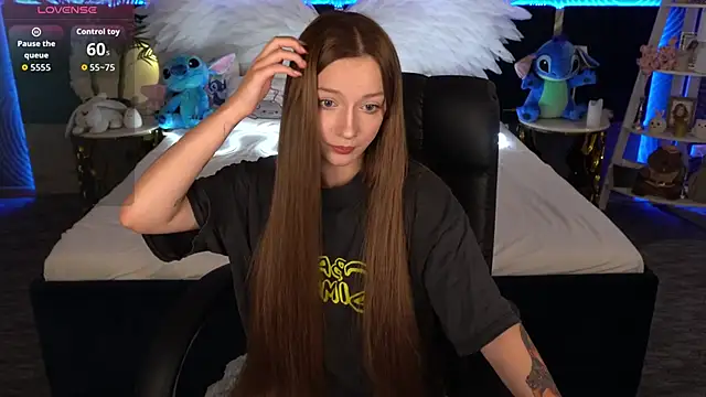 FoxyMayy online show from October 23, 1:10 pm