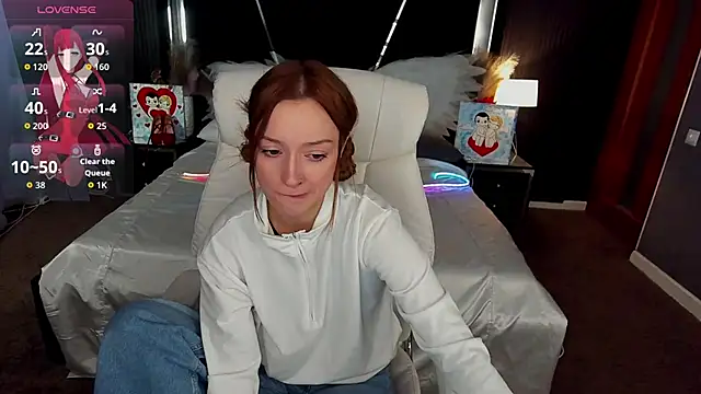 FoxyMayy online show from March 17, 2:31 pm