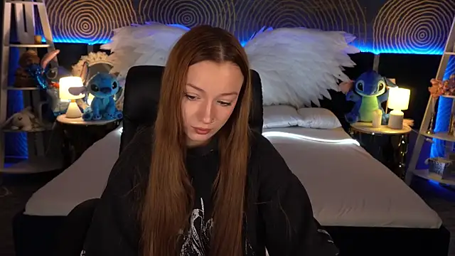 FoxyMayy online show from November 23, 1:54 pm