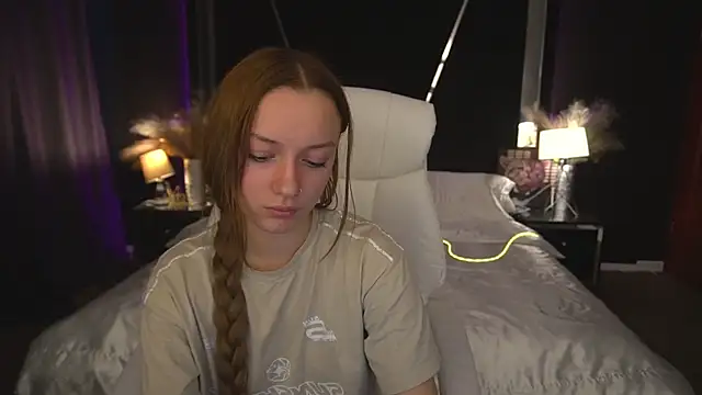 FoxyMayy online show from November 3, 1:58 pm