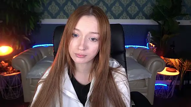 FoxyMayy online show from March 19, 2:06 pm