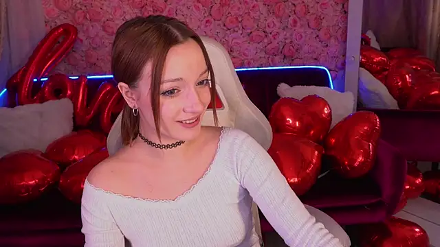 FoxyMayy online show from February 12, 2:28 pm