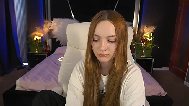 FoxyMayy online show from May 24, 1:22 pm