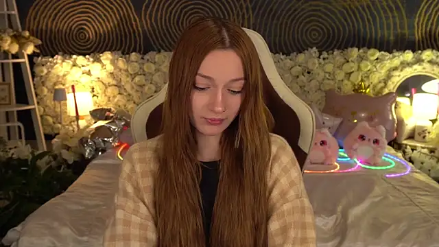 FoxyMayy online show from May 17, 12:49 pm