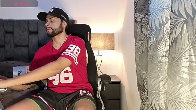 Thomas redcol online show from October 29, 9:14 pm