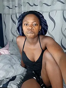 BlackberriesXxx online show from November 10, 7:30 pm