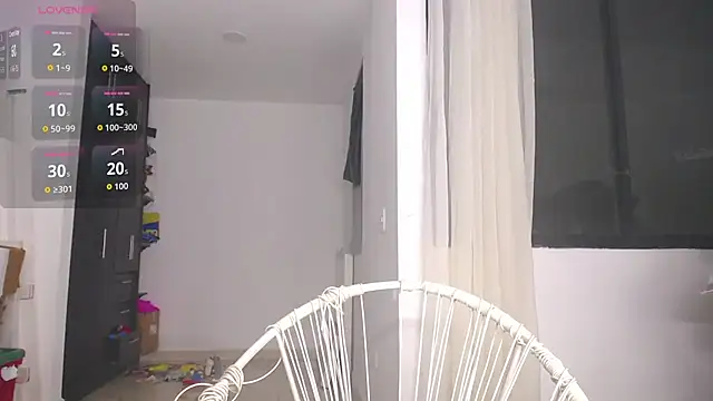 Leslie Bussh  online show from May 26, 3:59 am