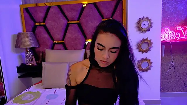 Leslie Bussh  online show from February 10, 11:53 am