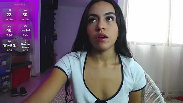 Leslie Bussh  online show from June 9, 3:35 pm