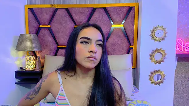 Leslie Bussh  online show from February 5, 12:34 pm