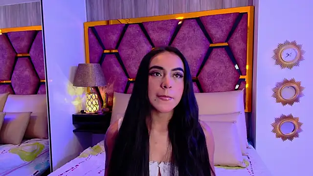 Leslie Bussh  online show from February 17, 12:02 pm