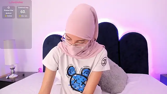 Ridwana  online show from February 23, 12:39 pm