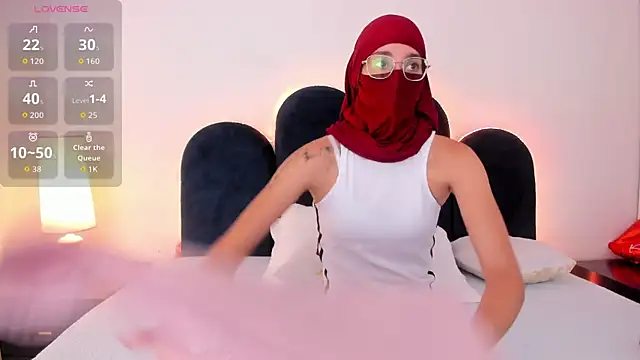 Ridwana  online show from March 18, 1:35 pm