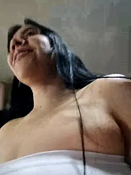 Snapshot of valen-sexx chatting on November 22, 11:14 pm valen-sexx online show from November 22, 11:14 pm