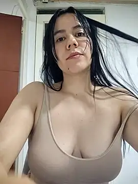Snapshot of valen-sexx chatting on April 26, 3:59 am valen-sexx online show from April 26, 3:59 am