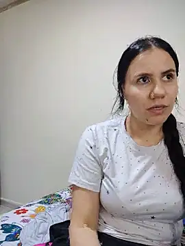 Snapshot of valen-sexx chatting on May 27, 11:45 pm valen-sexx online show from May 27, 11:45 pm