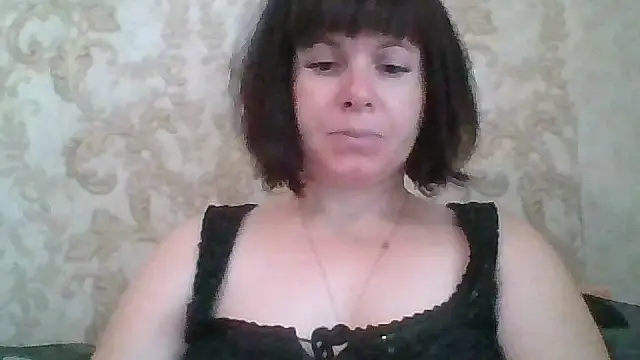 SecretSienna  online show from October 7, 8:59 am