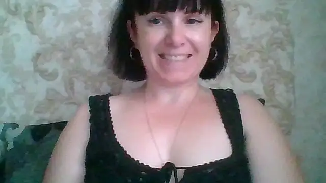 SecretSienna  online show from September 28, 12:01 pm