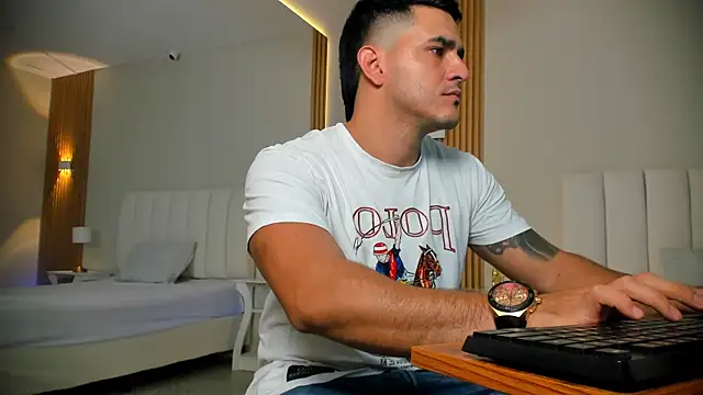 big-tyler online show from January 14, 8:01 pm