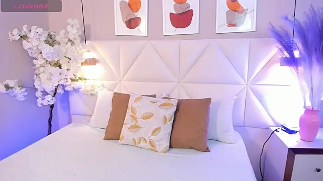 Snapshot of Adara__carter_ chatting on October 9, 3:29 am Adara carter online show from October 9, 3:29 am