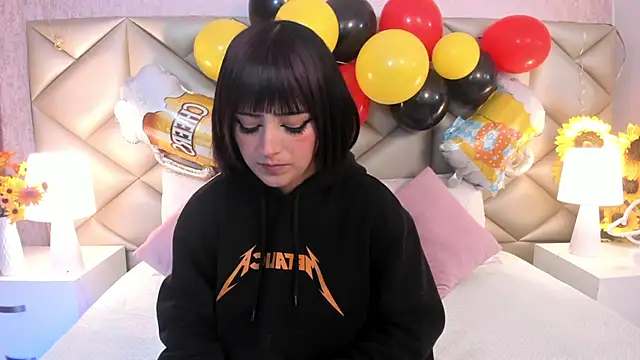 Snapshot of Adara__carter_ chatting on September 28, 12:56 pm Adara carter online show from September 28, 12:56 pm