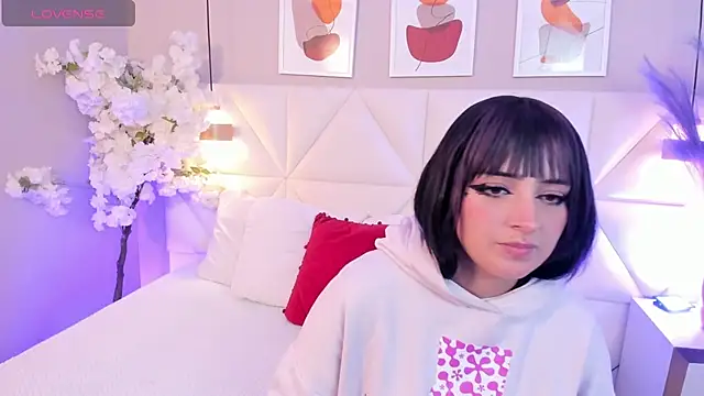 Snapshot of Adara__carter_ chatting on October 1, 3:33 am Adara carter online show from October 1, 3:33 am