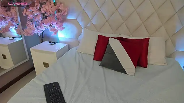 Snapshot of Adara__carter_ chatting on October 26, 12:49 pm Adara carter online show from October 26, 12:49 pm