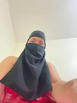 Wild-Nayra online show from February 6, 12:06 am