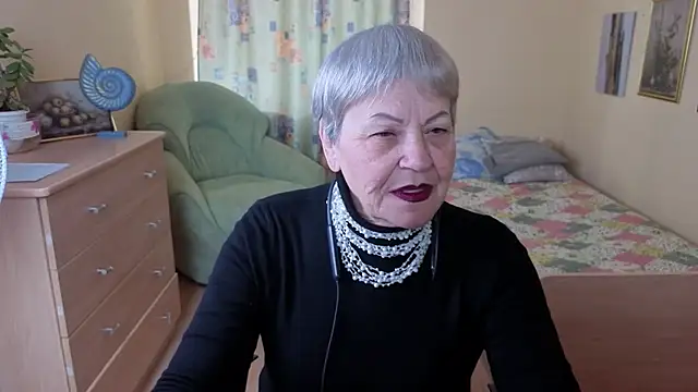 Freya Fable online show from September 29, 7:59 am
