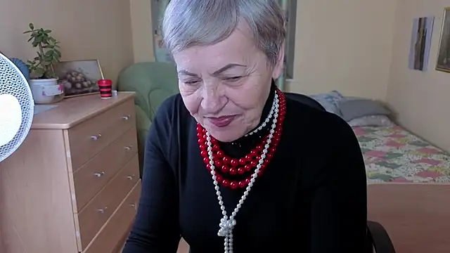 Freya Fable online show from October 16, 7:49 am