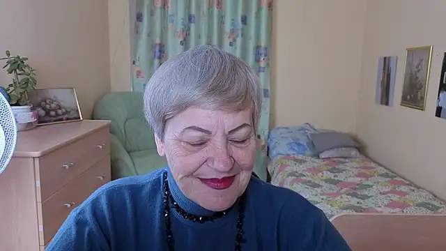 Freya Fable online show from October 13, 7:54 am