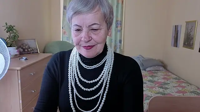 Freya Fable online show from October 14, 8:26 am