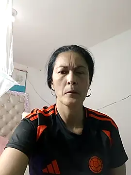 Snapshot of ZARAY_1118 chatting on September 21, 9:42 pm ZARAY 1118 online show from September 21, 9:42 pm