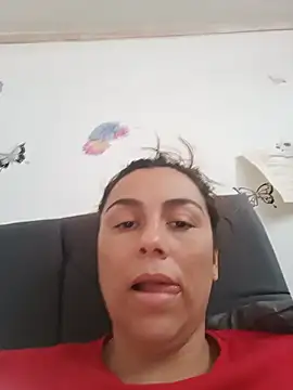 vanessa-titisM online show from June 26, 4:02 pm