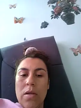 vanessa-titisM online show from April 18, 7:58 pm